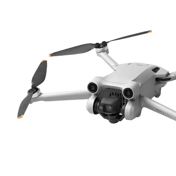 Detaliu frontal al camerei dronei